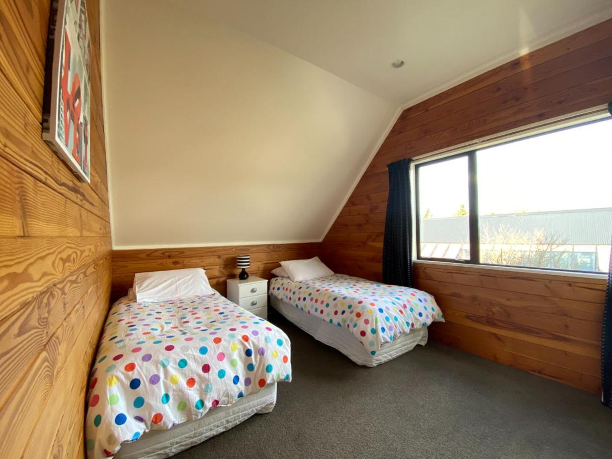 האנמר ספרינגס 23 Caverhill Close מראה חיצוני תמונה